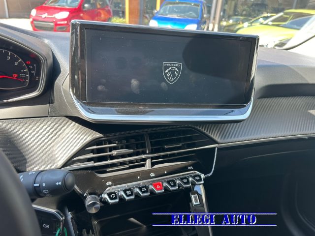 PEUGEOT 208 usata, con Sedile posteriore sdoppiato
