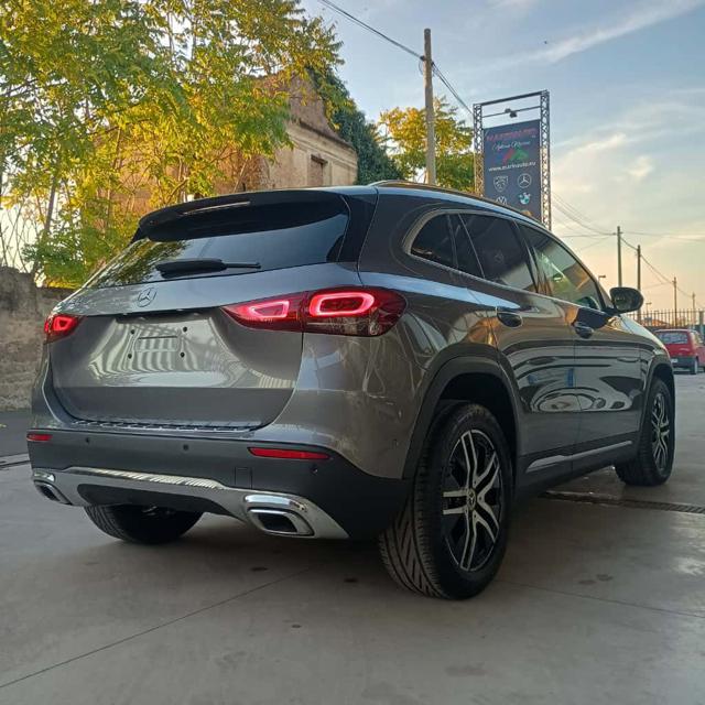 MERCEDES-BENZ GLA 180 usata, con Airbag Passeggero