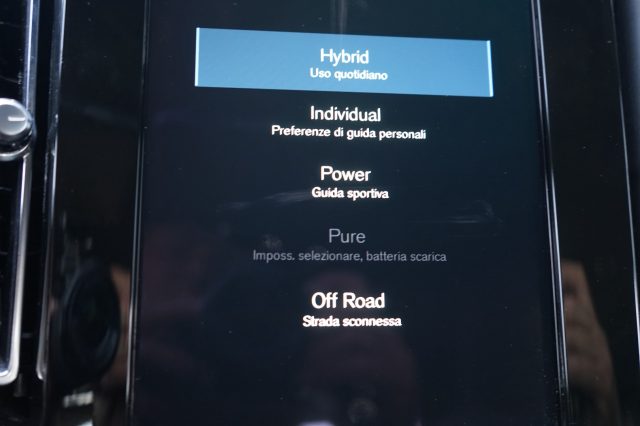 VOLVO XC40 usata 31
