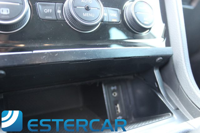 VOLKSWAGEN Golf usata, con Interni in pelle