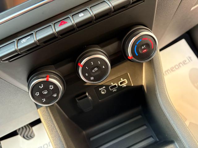 RENAULT Clio usata, con Sedile posteriore sdoppiato