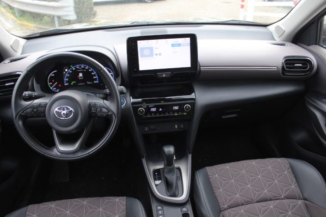 TOYOTA Yaris Cross usata, con ESP