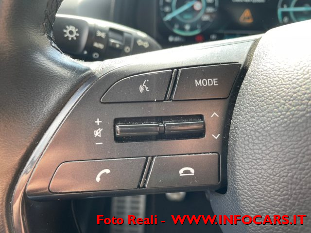 HYUNDAI Bayon usata, con Touch screen