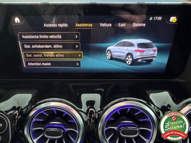 MERCEDES-BENZ GLA 180 usata, con Park Distance Control