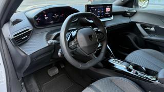 PEUGEOT 2008 usata, con Vetri oscurati