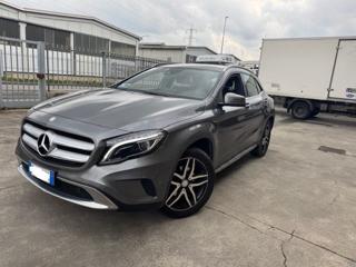 MERCEDES-BENZ GLA 200 usata, con Airbag