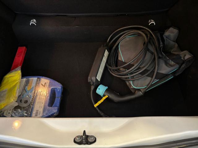 RENAULT ZOE usata, con Antifurto