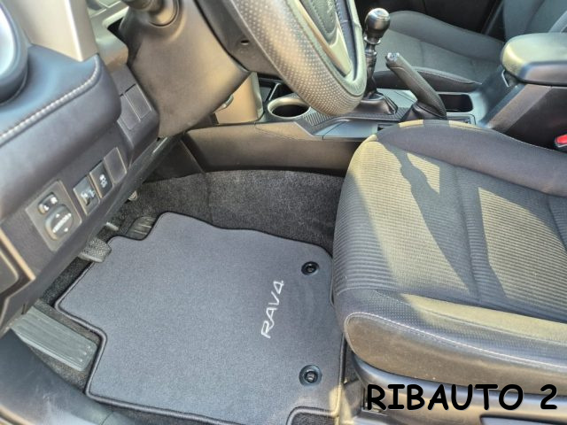 TOYOTA RAV 4 usata, con Sistema di riconoscimento della stanchezza