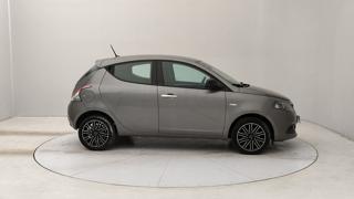 LANCIA Ypsilon usata, con Autoradio