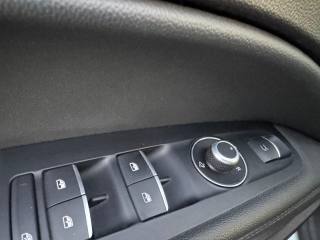 ALFA ROMEO Stelvio usata, con Controllo automatico clima