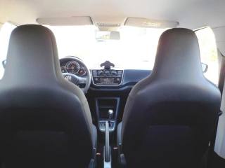 VOLKSWAGEN up! usata 29