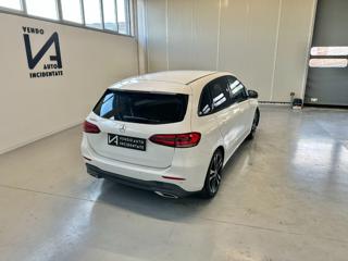 MERCEDES-BENZ B 180 usata, con Cerchi in lega