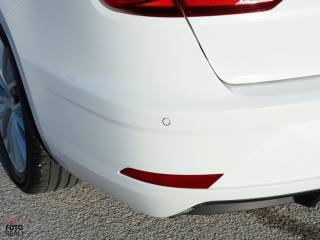 SEAT Leon usata, con Autoradio digitale