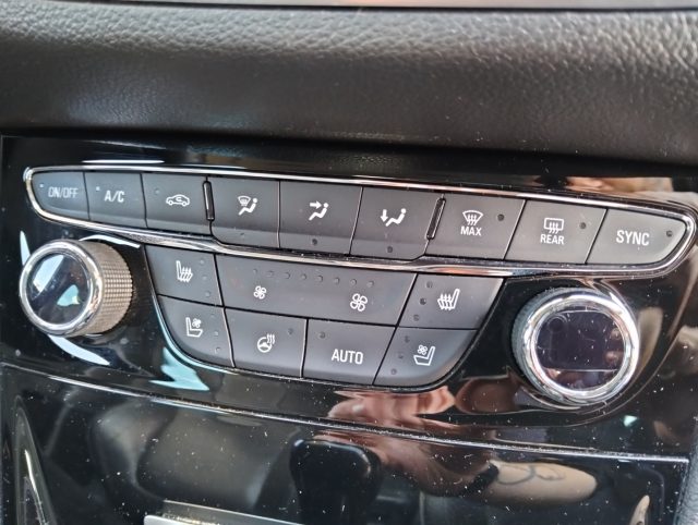OPEL Astra usata, con Controllo automatico clima