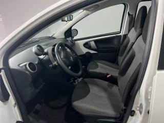 TOYOTA Aygo usata, con Autoradio