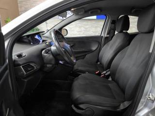 LANCIA Ypsilon usata, con Autoradio digitale