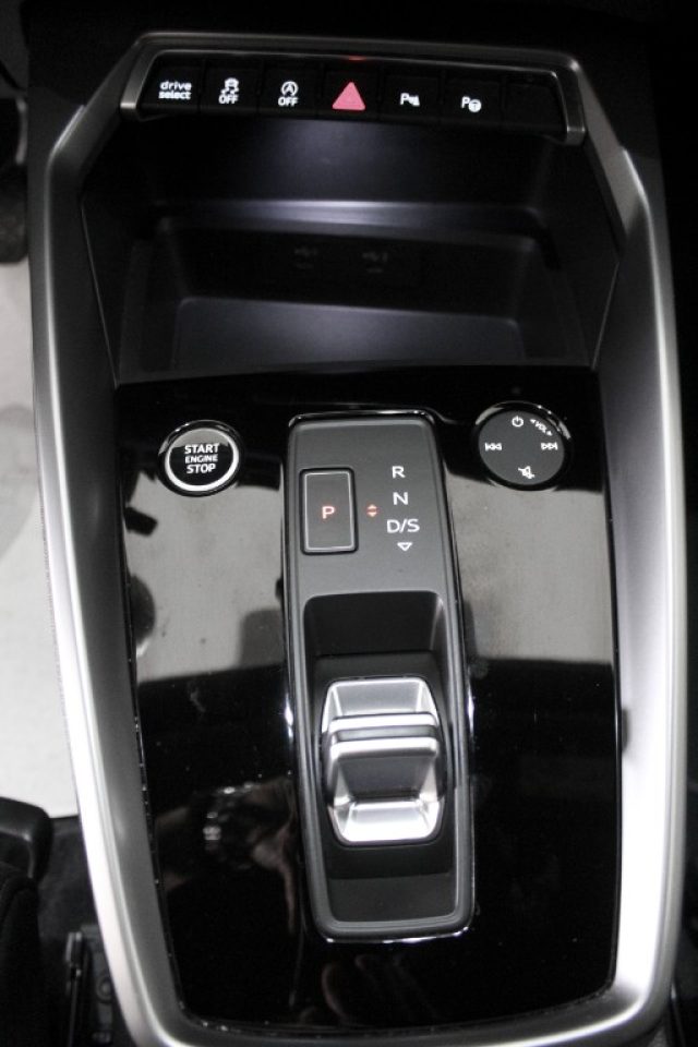 AUDI A3 usata, con Autoradio