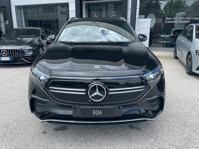 MERCEDES-BENZ EQA usata, con Cronologia tagliandi