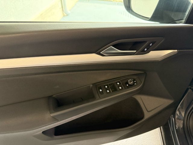 VOLKSWAGEN Golf usata, con Frenata d