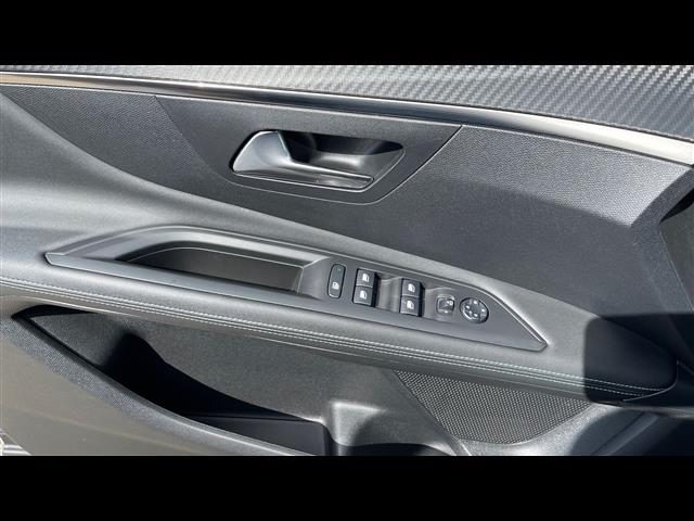 PEUGEOT 3008 usata, con Specchietti laterali elettrici