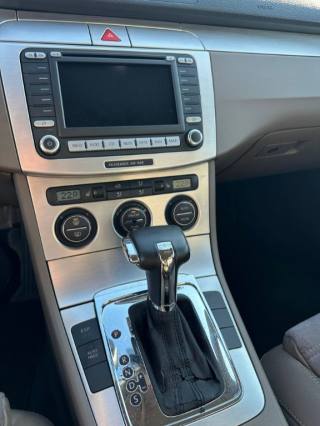 VOLKSWAGEN Passat usata, con Climatizzatore