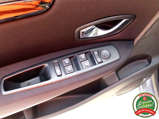RENAULT Scenic usata, con Vetri oscurati