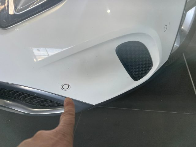 MERCEDES-BENZ GLA 200 usata, con Controllo automatico clima