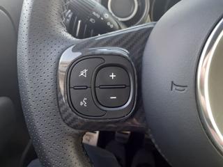 ABARTH 695 usata, con Touch screen
