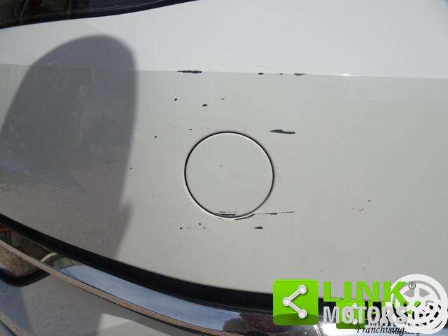 VOLKSWAGEN Golf usata, con MP3