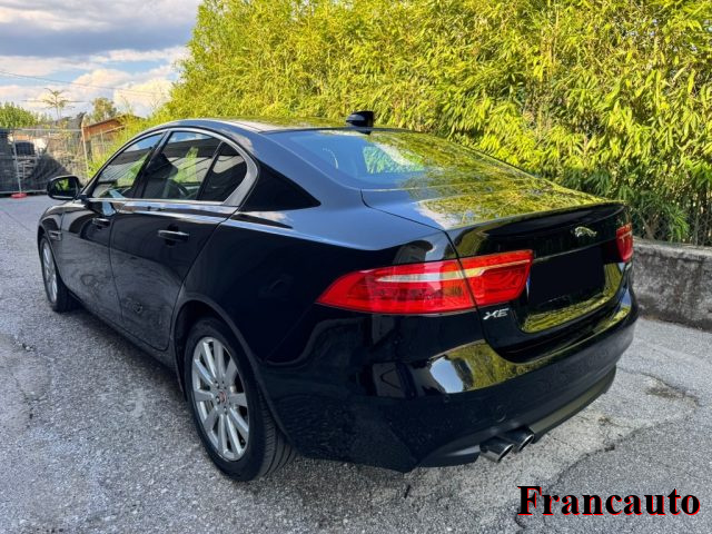 JAGUAR XE usata, con Airbag