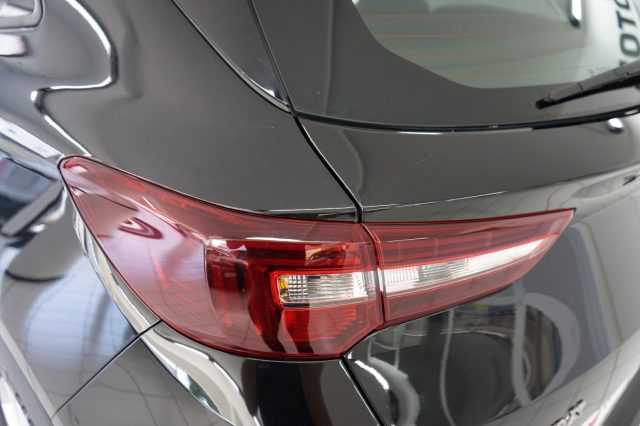 OPEL Grandland X usata, con Volante multifunzione