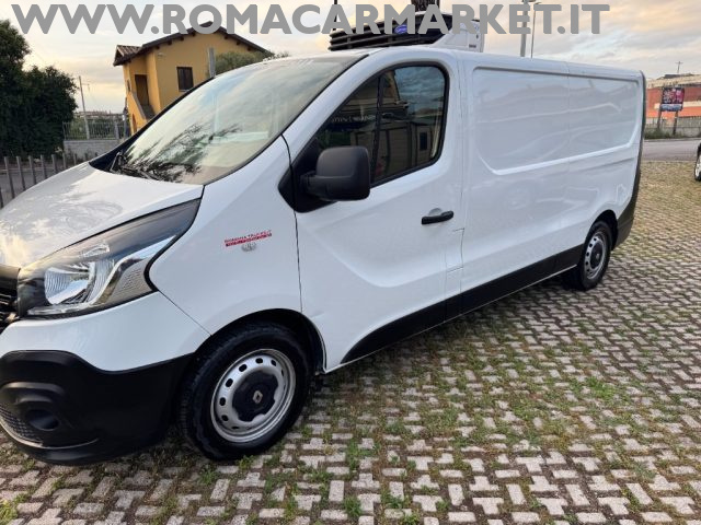RENAULT Trafic usata, con Alzacristalli elettrici