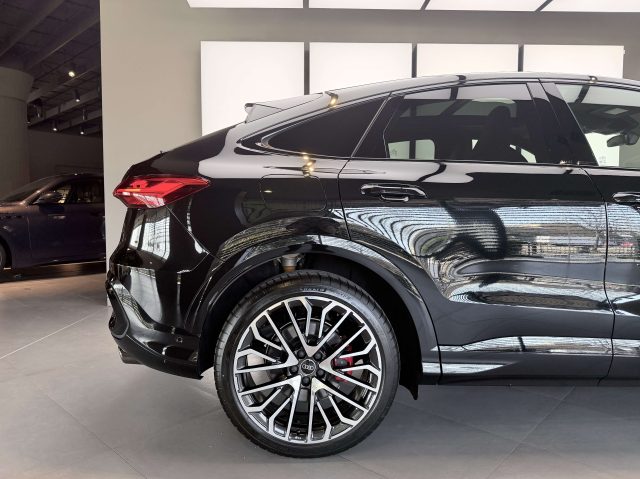 AUDI SQ5 usata, con Regolazione elettrica sedili