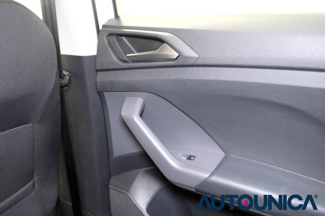 VOLKSWAGEN T-Cross usata 38