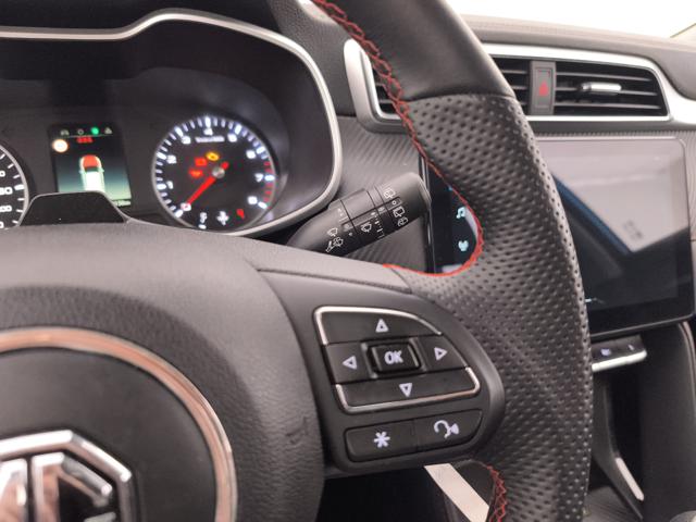 MG ZS usata, con Touch screen