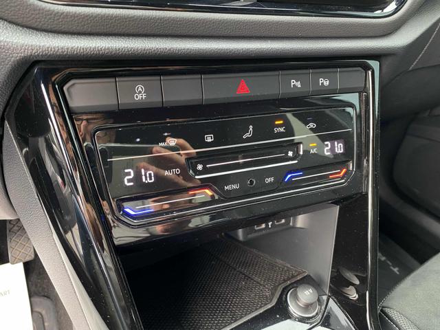 VOLKSWAGEN T-Roc usata, con Vivavoce