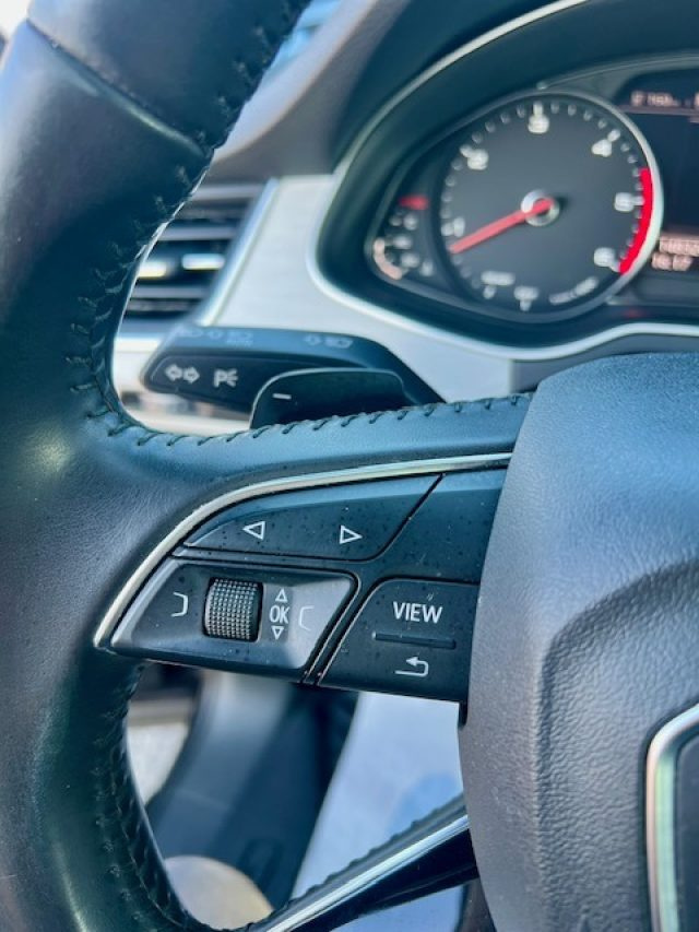 AUDI Q7 usata, con Park Distance Control