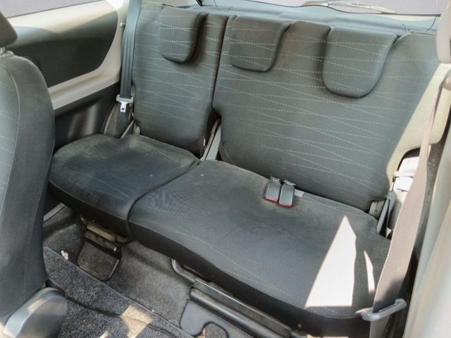 TOYOTA Yaris usata, con Chiusura centralizzata