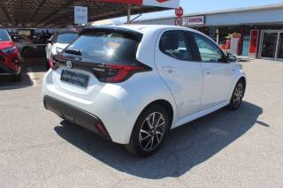 TOYOTA Yaris usata, con Airbag testa