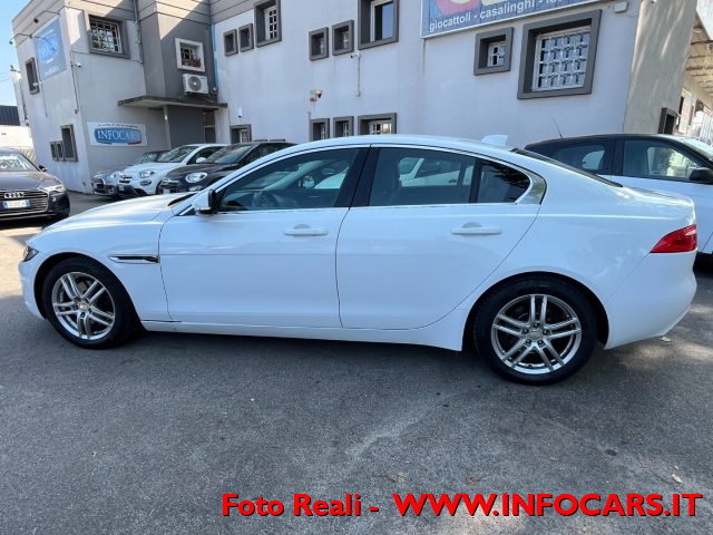 JAGUAR XE usata, con Controllo trazione