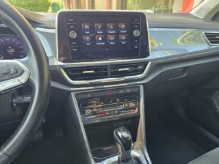 VOLKSWAGEN T-Roc usata, con Hill holder