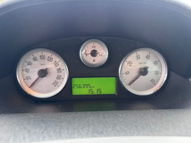 LANCIA Ypsilon usata, con Servosterzo