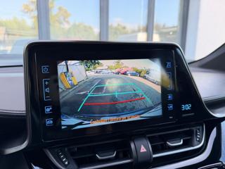 TOYOTA C-HR usata, con Sistema di navigazione