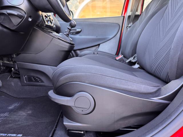 LANCIA Ypsilon usata, con Isofix