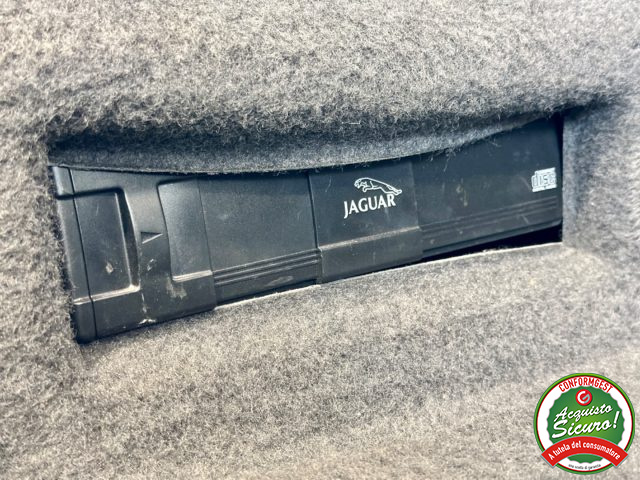JAGUAR XJ usata, con Specchietti laterali elettrici