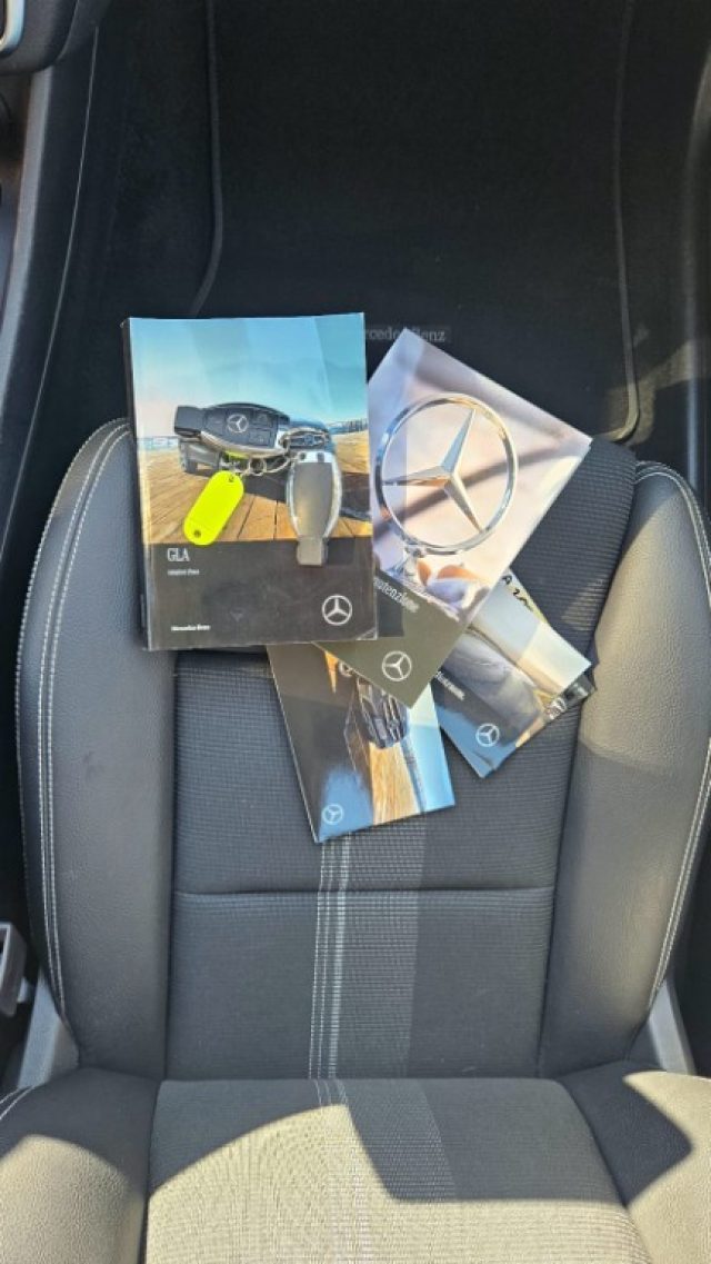 MERCEDES-BENZ GLA 200 usata, con ESP