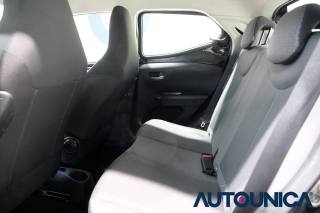 TOYOTA Aygo usata, con Airbag testa