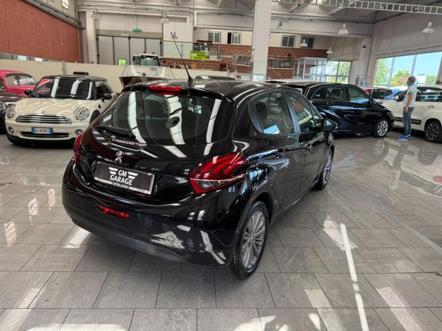 PEUGEOT 208 usata, con ESP