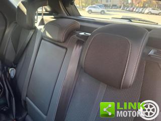 PEUGEOT 3008 usata, con Sedile posteriore sdoppiato