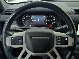 LAND ROVER Defender usata, con Bracciolo